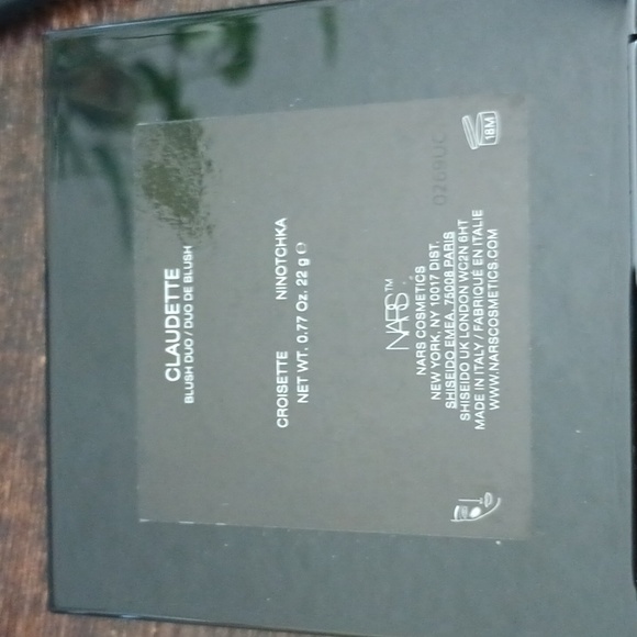 Nars - Picture 3 of 3